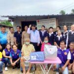 กาญจนบุรี ร่วมกับเหล่ากาชาดจังหวัดกาญจนบุรี ส่งมอบบ้านให้กับผู้ยากไร้ ตามโครงการ “ซ่อมแซมบ้าน ผู้ยากไร้”