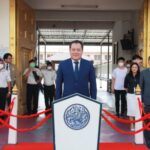 “พันตำรวจเอก ทวี สอดส่อง รัฐมนตรีว่าการกระทรวงยุติธรรม เดินทางเข้าตรวจเยี่ยมเรือนจำกลางบางขวาง”