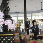 รองเจ้ากรมพลาธิการทหารบกเข้าสักการะพระพุทธธรรมลาธิการ เพื่อเป็นสิริมงคลก่อนเข้ารับตำแหน่งใหม่