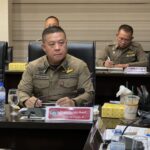 รองต่าย ตรวจเยี่ยมภูธร 3 ประชุมรับฟังป้องกันและแก้ไขปัญหาอาชญากรรมในพื้นที่