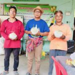 ศรีสะเกษ ! ปธ.สภาเกษตรกรจังหวัดศรีสะเกษลงพื้นที่ตรวจเยี่ยมการเพิ่มประสิทธิภาพการผลิตสินค้าการเกษตรเมล์ลอนและแตงโมง