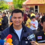 ร่วมรับนายเศรษฐาทวีสิน นายกรัฐมนตรี และรัฐมนตรีว่าการกระทรวงการคลัง ในระหว่างการลงพื้นที่