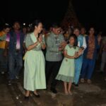 ชาวจังหวัดเลยและนักท่องเที่ยว ร่วมสืบสานงานประเพณีแห่ต้นดอกไม้ใหญ่ที่สุดในโลก ประจำปี 2567 ถวายเป็นพุทธบูชาในวันสงกรานต์
