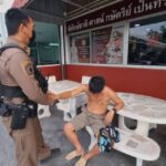 กร่างใส่ตำรวจหนุ่มเมาสุราขับรถกระบะชนรถตำรวจในโรงพัก.สภ.บางใหญ่บอกอยากติดคุกรู้มั๊ยผมคือใคร
