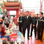 มูลนิธิป่อเต็กตึ๊ง บรรเทาทุกข์ผู้ประสบอัคคีภัยบริเวณชุมชนตรอกโพธิ์ ย่านเยาวราช มอบเงินช่วยเหลือพร้อมเครื่องอุปโภคบริโภค รวมมูลค่า 1.85 ล้านบาท