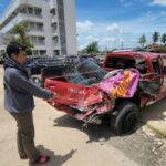 สามแยกไฟแดงรถกระบะจอดติดไฟแดงถูกรถสิบล้อ