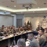 ประชุมมอบนโยบายการปฏิบัติหน้าที่ราชการ และติดตามความคืบหน้าเหตุกลุ่มวัยรุ่นบุกรุก ทำร้ายนักท่องเที่ยวในสถานบริการ พื้นที่ จว.พระนครศรีอยุธยา