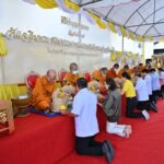โรงพยาบาลนครปฐม จัดพิธีทำบุญตักบาตร เนื่องในโอกาสวันเฉลิมพระชนมพรรษา พระบาทสมเด็จพระเจ้าอยู่หัว