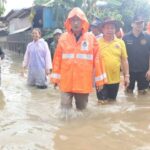 ผู้ว่าฯ ยโสธร รุดลงพื้นที่ป่าติ้ว! เร่งช่วยเหลือประชาชนหลังลำเซบายเอ่อท่วมบ้านเรือน นายชาญชัย ศรศรีวิชัย ผู้ว่าราชการจังหวัดยโสธร
