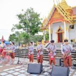 อบจ.อุบลราชธานี นำคณะนางรำ โรงเรียนในสังกัดฯ กว่า 100 ชีวิต ร่วมสืบสานประเพณี
