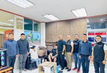 ผู้กำกับ สน.เพชรเกษมนำทีมปฏิบัติการแหกคอกม้าทะลายเครือข่ายอย่างต่อเนื่องล่าสุดยึดเงินสด 1,400,000 กว่าบาท