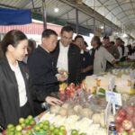 นนทบุรี-ผู้ว่าราชการจังหวัดตรวจเยี่ยมพร้อมมอบนโยบายการบริหารงานท้องถิ่นอำเภอไทรน้อยและอำเภอบางบัวทอง