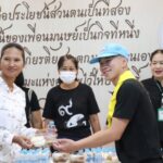 ลำปาง – ตำรวจทางหลวงจัดกิจกรรมจิตอาสา มอบอาหารและน้ำดื่ม 200 ชุด แบ่งปันกำลังใจผู้ป่วย รพ.เถิน