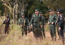 เปิดภาพเบื้องหลังปฏิบัติการเนิน 350 ภารกิจ 120 ชม. บทพิสูจน์ “แม่ทัพภาคที่ 2” ผู้นำการรบเพื่อชัยชนะ อย่างสมศักดิ์ศรี เพื่อทำลายภัยคุกคามให้สิ้นสภาพ