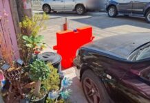 เพื่อนบ้านไม่จบ! สาววัย 36 อุ้มลูก 3 ขวบ แจ้งความน้ำตานองกลางดึก ถูกยกแท่นแบริเออร์ขวางบ้าน ซ้ำฝ่าฝืนคำสั่งศาล วันที่ 22 ธันวาคม 2568