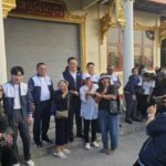 681227 ประเด็น-พี่น้องประชาชนรอต้อนรับท่านนายกอนุทิน