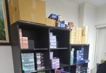 บุกทลายโกดังบุหรี่ไฟฟ้า! คอนโดหรูพระราม 3 ซุกของกลางกว่า 3 ล้าน รวบ 2 ลูกจ้างเครือข่ายค้าของเถื่อน