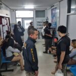 ตร.จหนองปรือ รวบนักพนัน 14 ราย ตั้งก๊วนเล่นไพ่โป๊กเกอร์ เมื่อเวลา 19.00 น. ( 22 กุมภาพันธ์ 2569