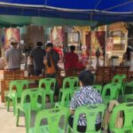 นนทบุรี – ชาวบ้านตกใจหลังมาทำบุญไม่คิดว่าจะเป็นวัดนี้ ส่วนเจ้าอาวาสวัดเพิ่งจบปริญญาเอก มจร. เผยประวัติคบสีกาเพียบ