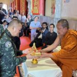 สมุทรปราการ พลเอก บุญสิน เข้ากราบขอพร ”เจ้าคุณแจ้“ ในโอกาสเดินทางมาบรรยายพิเศษ แฟนคลับแห่ขอถ่ายรูปขวัญใจคนรักชาติ