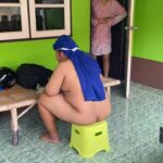 หนุ่มหลอนยา เดินแก้ผ้าในหมู่บ้าน แจ้ง ผญบ. ตรวจสอบ ก่อนประสาน ตร. มารับตัวไปบำบัด