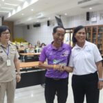 ทม.พลูตาหลวง 2 ทีม ชิงนายก กองเชียร์แน่นหอประชุม หลังยกฐานะจาก อบต.