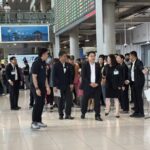 สมุทรปราการ 12369 แรงงานไทย 18 คนจากอิหร่านถึงสุวรรณภูมิแล้ว รองปลัดฯแรงงาน นำทีม