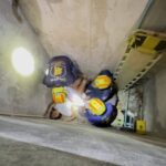 ระทึกกลางดึก ผู้จัดการพูลวิลล่าพลาดตกบ่อร้างลึก 4 เมตร ร้องลั่นขอชีวิต