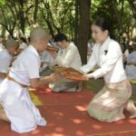 นนทบุรี-จัดพิธีบรรพชาสามเณรศาสนทายาท 70 รูป เฉลิมพระเกียรติสมเด็จพระพันปีหลวง ปลูกฝังจิตสำนึกความซื่อสัตย์สุจริตแก่เยาวชน