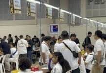 สมาคมผู้นิยมพระเครื่อง ศรีราชา จัดประกวดพระเครื่องศรีราชา ครั้งที่ 17 เซียนพระ แห่ร่วมงานคึกคัก