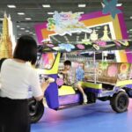สมุทรปราการ ท่าอากาศยานสุวรรณภูมิ ปลุกบรรยากาศเทศกาลสงกรานต์สุดคึกคักทั่วสนามบิน จัดดนตรีไทยและกิจกรรม เชิงวัฒนธรรมไทย สร้างความประทับใจผู้โดยสารทั่วโลก
