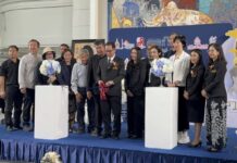 เพาะช่างผนึกกำลังพันธมิตร จัดงานปฐมทัศน์นิทรรศการ “๙๓ ศิลปิน น้อมถวายอาลัย เทิดไท้องค์อัคราภิรักษศิลปิน” ชวนศิลปินทั่วไทยร่วมสร้างประวัติศาสตร์แห่งศรัทธา