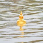 แปดริ้วจัดใหญ่ ย้อนรำลึก 256 ปี อัญเชิญหลวงพ่อโสธรขึ้นจากแม่น้ำบางปะกง พลังศรัทธานางรำนับร้อยรำถวายเป็นพุทธบูชา