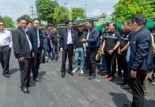 อบจ.ฉะเชิงเทรา ลงพื้นที่ติดตามโครงการปรับปรุงถนน เชื่อม 2 อำเภอ เพิ่มความสะดวก ปลอดภัยให้ประชาชน