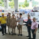กาญจนบุรี …ชาวบ้านกว่า 100 คน รวมตัวกัน ยื่นหนังสือให้ ผวจ.กาญจน์ หลังเดือดร้อน ขอไฟฟ้าไม่ได้หลายหลังคาเรือน