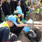 ผู้ว่า“วริษฐา” นำเหล่าจิตอาสาจังหวัดกาญจนบุรี ร่วมกิจกรรมจิตอาสาปล่อยพันธุ์สัตว์น้ำ ปลูกต้นไม้ และกำจัดผักตบชวา ณ ลำห้วยนาคราช เพื่อ