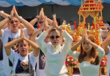 ได้ฤกษดี “ผอ.ฟ้า” นำทีมบวงสรวง-เปิดตัวนักแสดงละครแนวธรรมะ “พุทธคุณ 4″ ตอน รวยจังตังค์คนอื่น” เตรียมลงจอช่อง 5