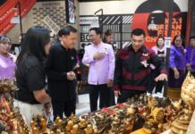 รองผู้ว่าฯ ฉะเชิงเทรา ร่วมเปิดงาน OTOP UTTARADIT ยกทัพของดีเมืองอุตรดิตถ์สู่แปดริ้ว
