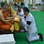 นนทบุรี จัดพิธีทำบุญตักบาตร-ถวายพระพรชัยมงคล เนื่องในวันคล้ายวันประสูติ สมเด็จเจ้าฟ้าฯ กรมพระศรีสวางควัฒน วรขัตติยราชนารี