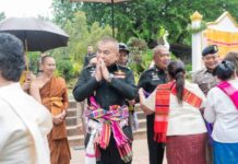 ร้อยเอ็ด- มทภ.2 เปิดป้ายอุทยานการศึกษาเฉลิมพระเกียรติ วัดเกาะบ่อพันขันรัตนโสภณ จ.ร้อยเอ็ดสื