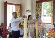 หัวสำโรงคึกคัก แห่เทียนพรรษา 2 วัด สืบสานพระพุทธศาสนา เด็กเล็กสร้างสีสันแม้งอแงร้องหาผู้ปกครอง