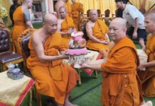 วัดพิบูลสัณหธรรมจัดพิธีปลงผม–ทำขวัญนาค 22 รูป เตรียมบรรพชาอุปสมบทหมู่ ครั้งที่ 4 เฉลิมพระเกียรติในหลวง ร.10