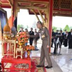 จังหวัดนนทบุรี ร่วมกับ ส.มก. จัดพิธีปล่อยปลา 69 ล้านตัว ถวายพระราชกุศลฯ พร้อมมอบทุนการศึกษาเยาวชน