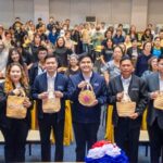 อบจ.ฉะเชิงเทรา เปิดอบรม “กระเป๋าถักรักษ์โลกจากถุงพลาสติก” สร้างอาชีพ เพิ่มรายได้ ลดขยะ สู่ชุมชนยั่งยืน
