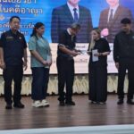 มอบเงินเยียวยาครอบครัวรัสเซียและชาวไทยถูกฆ่าฝั่งดินรวม 5 ศพ