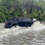 ฝนถล่มพัทยา น้ำท่วมหลายจุด บางพื้นที่สูงเกือบ 1 เมตร เจ้าหน้าที่เร่งระบาย-ปิดการจราจร