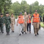 มท.3 ลุยสระแก้ว! ติดตามสถานการณ์อุทกภัย กำชับวางแผนฟื้นฟูหลังน้ำลด พร้อมเร่งแก้ปัญหาน้ำประปา