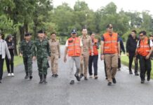 มท.3 ลุยสระแก้ว! ติดตามสถานการณ์อุทกภัย กำชับวางแผนฟื้นฟูหลังน้ำลด พร้อมเร่งแก้ปัญหาน้ำประปา