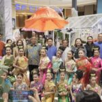 จังหวัดฉะเชิงเทรา เปิดเวที “Blooming Thai @ Chachoengsao” สร้างสรรค์ผ้าไทยจากภูมิปัญญา สู่แฟชั่นร่วมสมัย ขับเคลื่อน Soft Power สู่เวทีสากล