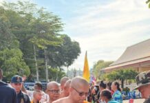 ทต.แสมสาร ลุยปรับภูมิทัศน์-ซ่อมถนนรับความปลอดภัย พร้อมชวนประชาชนร่วมสืบสานประเพณีตักบาตรเทโวฯ